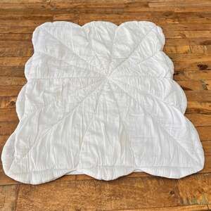 Urban Outfitters Pillowcase White Ruffle with Scallop Edge 21 x 27